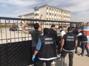Aksaray’da narkotik polisi okul önlerinde göz açtırmıyor