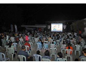 Mersin’de anne ve çocukları için yazlık sinema etkinliği