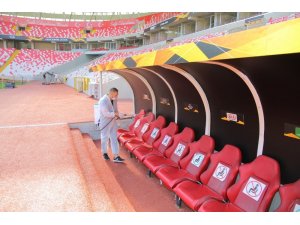 Sivas 4 Eylül Stadyumu UEFA maçı öncesi dezenfekte edildi
