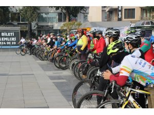 Cumhuriyetin 97. yılında 97 kilometre pedal çeviriyorlar