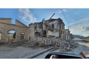 Deprem Yunanistan’ın Sisam adasını da vurdu