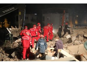 Aydın Büyükşehir arama kurtarma ekibi çalışmalara destek veriyor