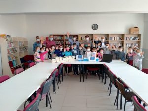 Pazarcık İlkokulu’na bilgisayar yardımı