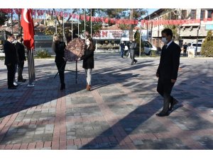 Karaman’da 24 Kasım Öğretmenler Günü kutlandı