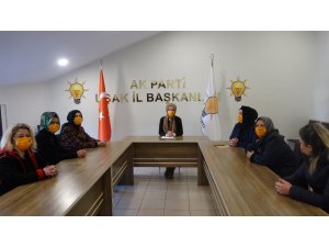 AK Parti Uşak Kadın Kolları Başkanı Sabancı: "Kadına karşı şiddet turuncu çizgimizdir"