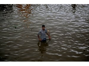 Hindistan’da Nivar Fırtınası alarmı
