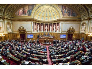 Fransız Senatosu’ndan skandal karar