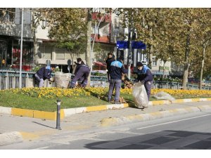 Sultangazi’de cadde ve sokaklar kışa hazırlanıyor