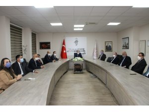 Çandıroğlu il Müdürlüğü’ndeki idarecilerle toplantı yaptı