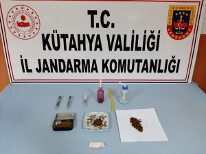 Kütahya’da uyuşturucu operasyonu: 2 gözaltı