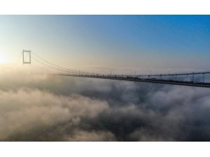 15 Temmuz Şehitler Köprüsü sis altında kaldı