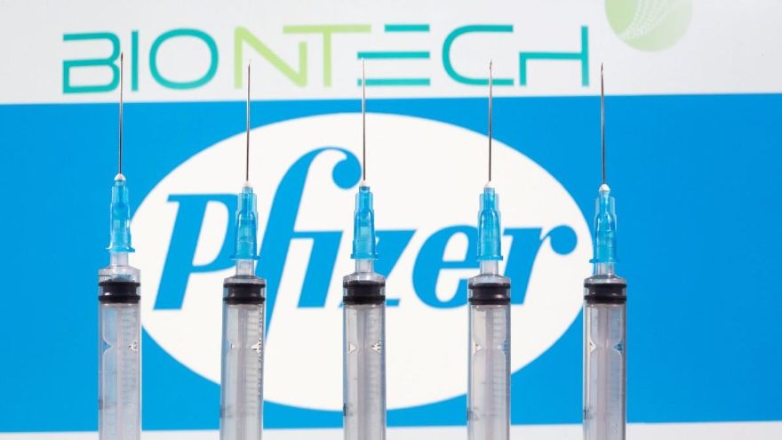 Pfizer ve BioNTech’in aşısından kötü haber: Üretim yarıya düştü