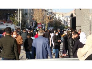 Van’da sokağa çıkma kısıtlaması öncesi yoğunluk