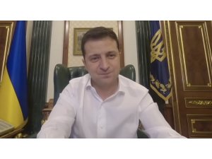 Zelenskiy: “Ukrayna’da Aralık ayında karantina uygulanmayacak”