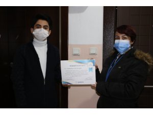 Bağcılar Belediyesi pandeminin öyküsünü yazan gençleri ödüllendirdi