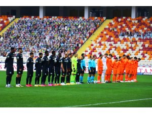 Süper Lig: Yeni Malatyaspor: 0 - M.Başakşehir: 1 (İlk yarı)