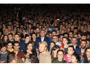 Alper Taşdelen en başarılı belediye başkanı