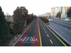 Nevşehir’de yenilenen yürüyüş yolu ve bisiklet yolu hizmete açıldı