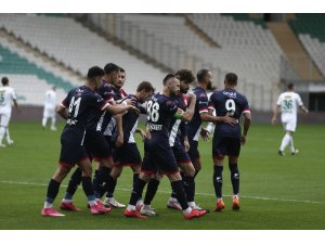 Ziraat Türkiye Kupası: Bursaspor: 0 - Antalyaspor: 3 (İlk yarı)
