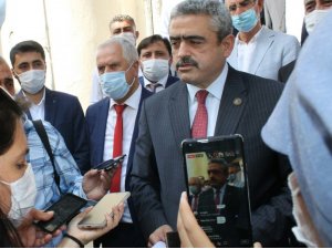 MHP İl Başkanı Alıcık gazetecilere saldırıyı kınadı