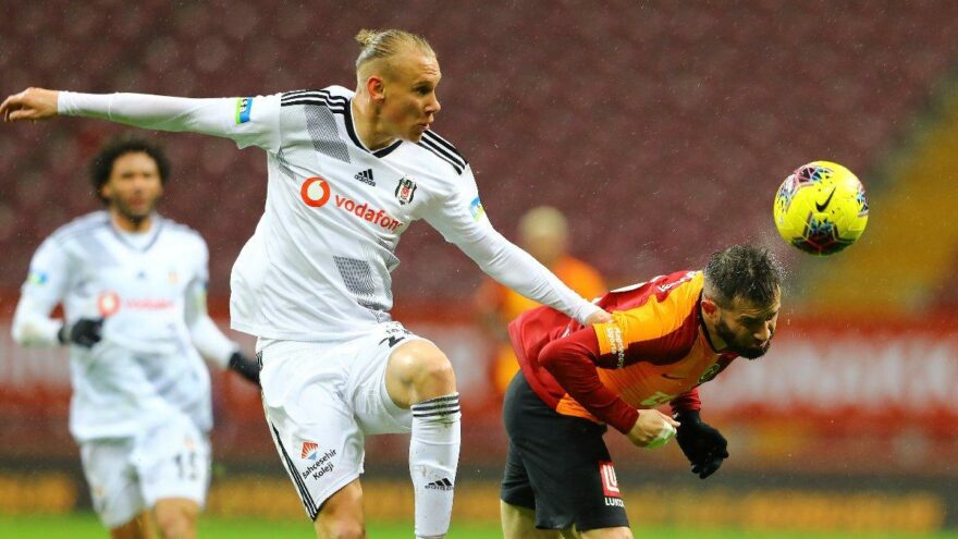 Beşiktaş-Galatasaray derbisini Cüneyt Çakır yönetecek