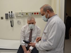 Bursa İl Sağlık Müdürü tekrar koronavirüs aşısı oldu