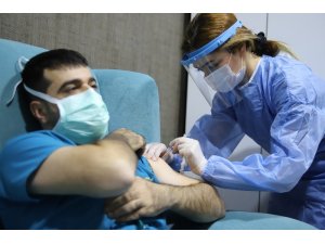 Dr. Kılınç: "Şu an aşıdan başka güvenecek hiçbir şeyimiz yok"