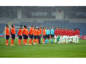 Süper Lig: Medipol Başakşehir: 0 - DG Sivasspor: 0 (Maç devam ediyor)