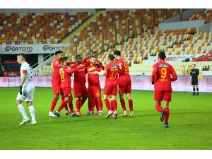 Süper Lig: Yeni Malatyaspor: 4 - Çaykur Rizespor: 1 (Maç sonucu)