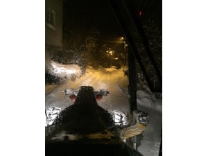 Kar yolları kapattı, kap krizi geçiren hasta 2 saat sonra kurtarıldı