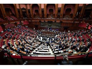 İtalya’da koalisyon hükümeti Temsilciler Meclisi’nden güvenoyu aldı