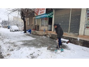 Mardin’de mevsimin ilk karı yağdı