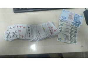 Kars’ta kumar oynayan 4 kişi suçüstü yakalandı