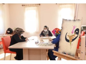 Altındağlı kadınlar tezhip sanatıyla ev ekonomisine katkı sağlıyor