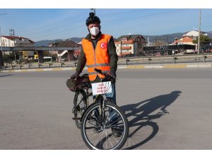 İBB’de işten çıkartılan işçi, İstanbul’dan Ankara’ya kadar pedal çeviriyor