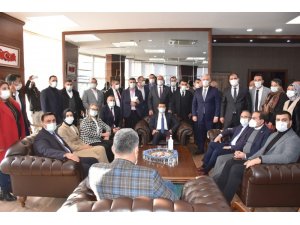 Menemen Belediyesi Başkanvekili Pehlivan’a AK Partili heyetten ziyaret