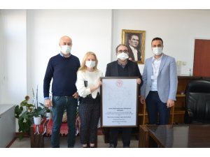 ADÜ Uygulama ve Araştırma Hastanesi Yenidoğan Yoğun Bakım Ünitesi ‘Bebek Dostu’ unvanını aldı