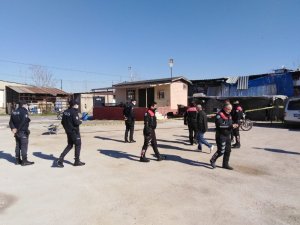 Tarsus’ta silahlı kavgada 3 kişi yaralandı