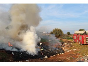Antalya’da atık madde yangınını itfaiye söndürdü