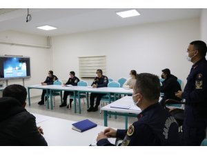 “İyi Dersler Şoför Amca” projesi kapsamında eğitimcilere seminer verildi