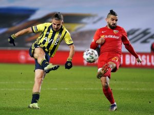 Süper Lig: Fenerbahçe: 1 - Kayserispor: 0 (Maç devam ediyor)