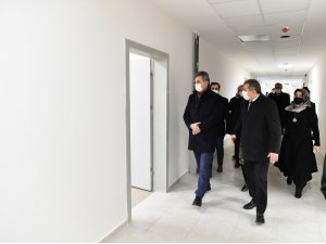 Mamak’ta Yunus Emre Bilim Sanat Merkezi hizmete açıldı