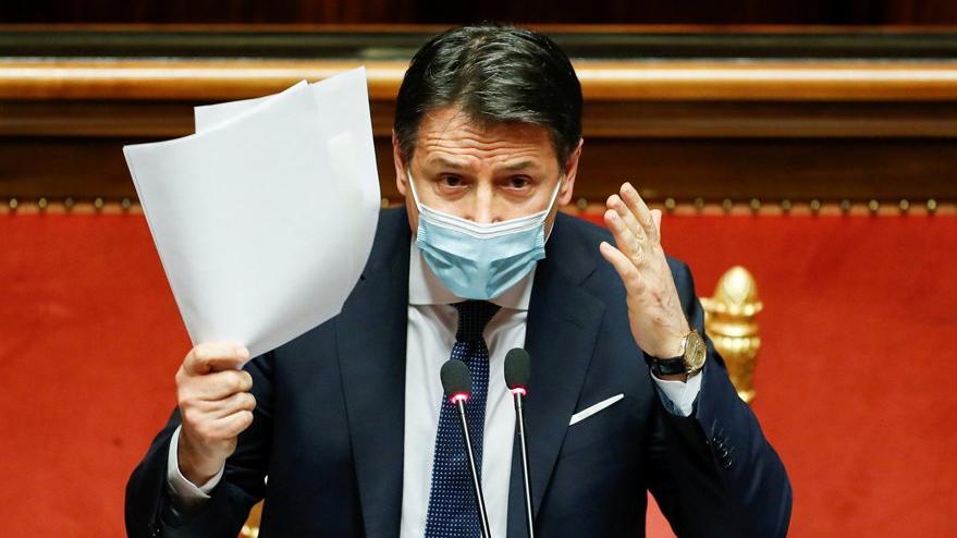 İtalya’da beklenen oldu… Başbakan istifa etti