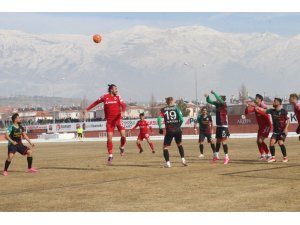 24Erzincanspor Amedsporla 1-1 berabere kaldı