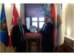 TSK Mehmetçik Vakfı pandemi döneminde ziyaretlerini sürdürüyor