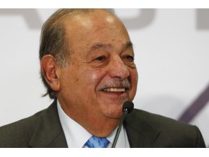 Dünyanın en zengin isimlerinden Carlos Slim, Covid-19 şüphesi ile hastaneye kaldırıldı