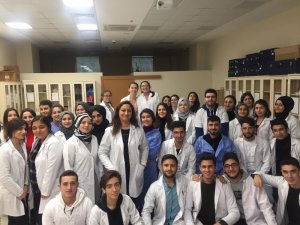 ‘Karekod Hemşirelik’ projesine birincilik ödülü