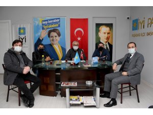 Kuşadası Belediye Başkan Vekili Limoncu, İYİ Parti yönetim kurulu toplantısını katıldı
