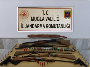 Muğla Jandarma KOM’dan kaçak silah operasyonu