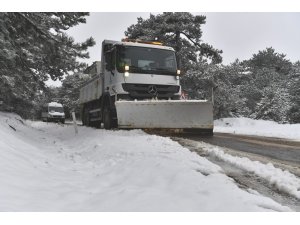 İzmir’in yüksek kesimlerde karla mücadele